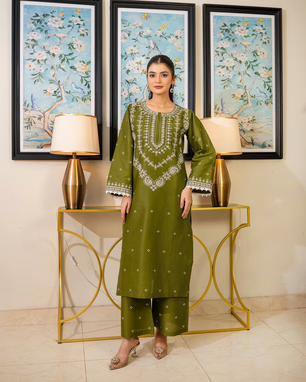 Gloura1 – Olive Embroidered Grace 2PC